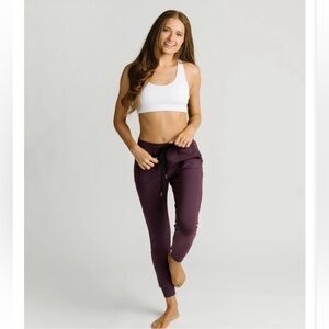 Zyia Plum Unwind Joggers Size Medium